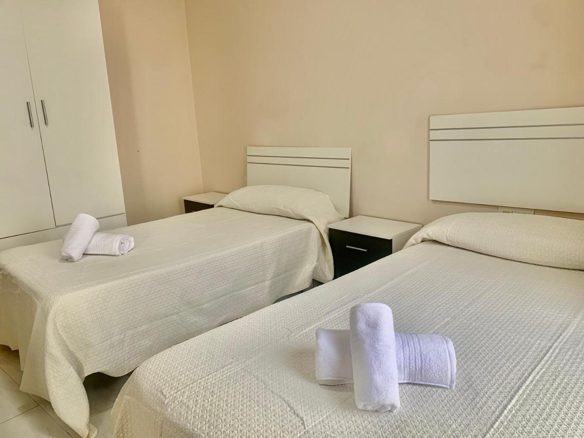 Vivienda Con Fines Turisticos Mi Dulce Triana Apartment *