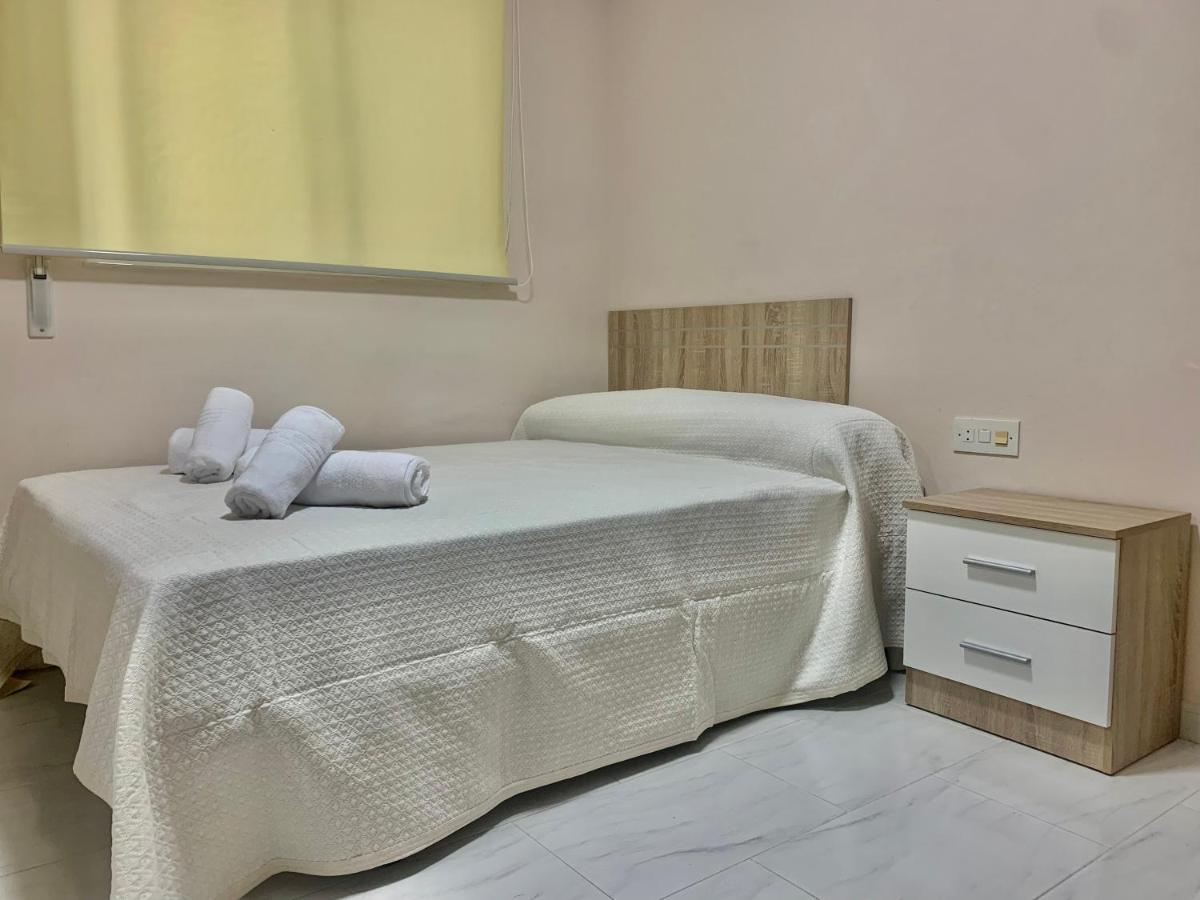 Vivienda Con Fines Turisticos Mi Dulce Triana Apartment *